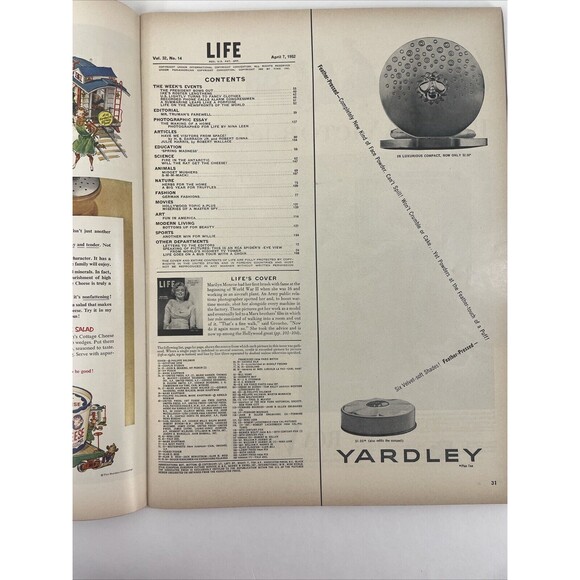 Marilyn Monroe Life Magazine Apr 7 1952 - Flying Saucers Truman's - Fine - Picture 16 of 17